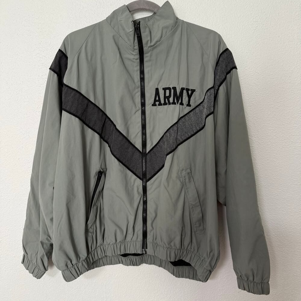 US Army IPFU Men's Gray Physical Fitness Training Jacket Size Large Short